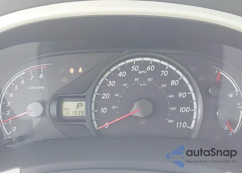 2012 Toyota Sienna Le V6 8 Passenger z USA, uszkodzony, nr VIN 5TDKK3DC8CS204913